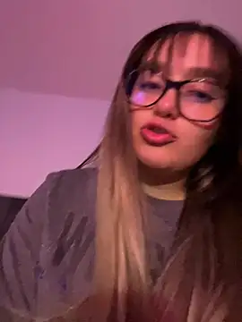 lunashine_ - LunaShine_'s free webcam - UK Sex Cams