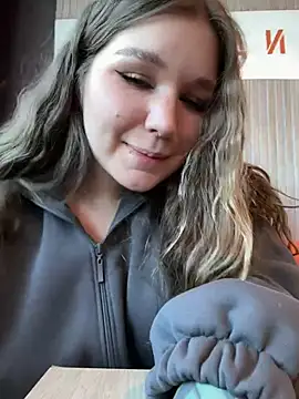 pumashyxd (F young) - TAKE OFF MY PANTIES IN THE CAFE