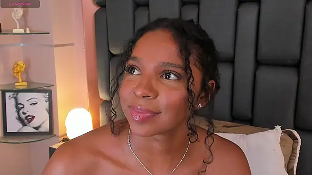 lisamendez (F young) - 👉🏻Bounce + Oil👈🏻