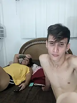 milfvalesk (G young) - Suck tits