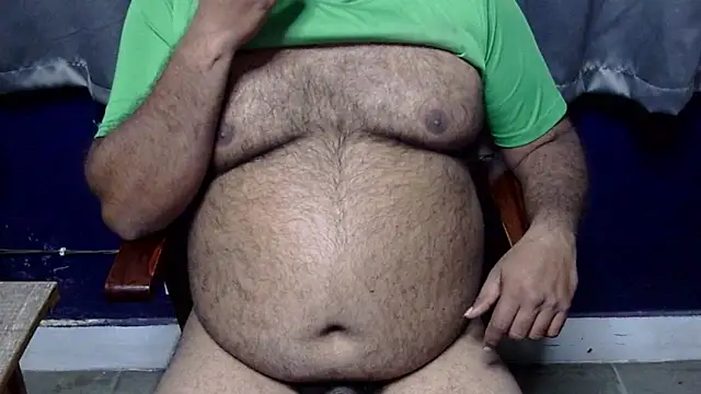 hairysubcub_70 (Ask my age) - Welcome To Daddy's Room. Make Daddy Cum.