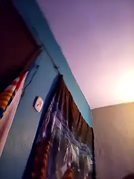 chiquitoperopeligroso4 - Chiquitoperopeligroso4's free webcam - UK Sex Cams