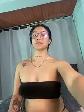 evah_lee_ - EVAH_LEE_'s free webcam - UK Sex Cams