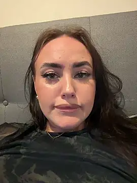 kirasunshine (F young) - fucking pussy with a dildo