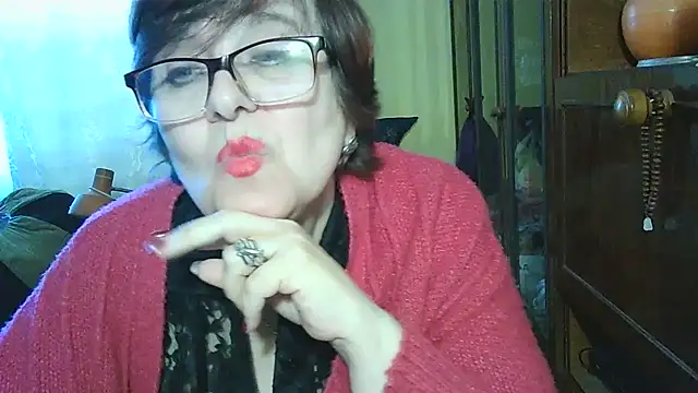 veronicagold511 - VeronicaGold511's free webcam