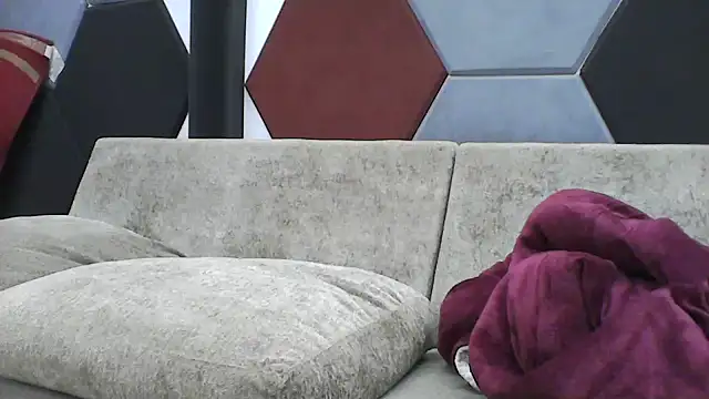 gabriellamanhaes - GabriellaManhaes's free webcam - UK Sex Cams