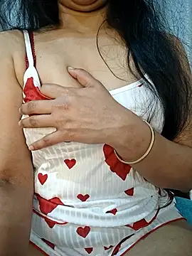 Webcam Model (Rina777o)  is live.Free join now!