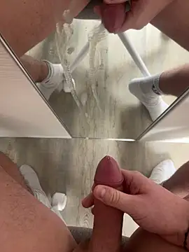 crokita17 (M young) - Full body jerk off