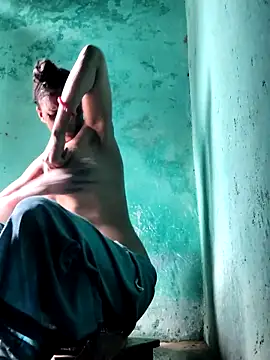 Webcam Model (Love_bhabi)  is live.Free join now!