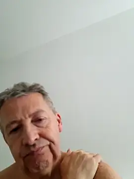 grandman147 - Grandman147's free webcam - UK Sex Cams