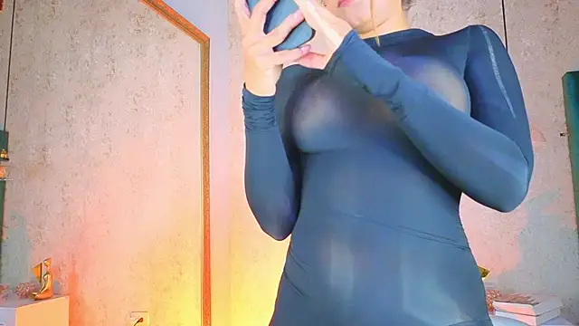 alessialondon - AlessiaLondon's free webcam - UK Sex Cams