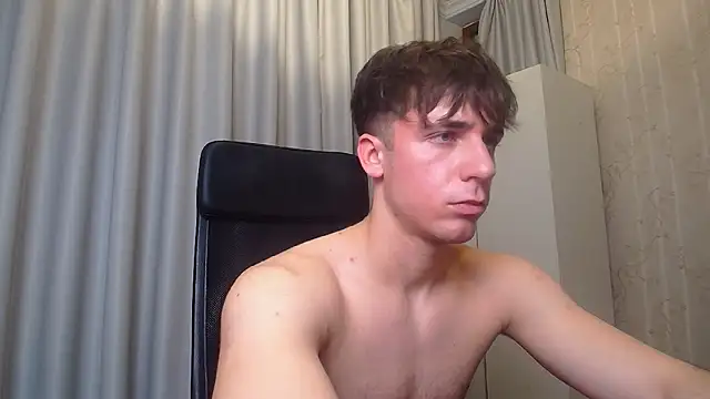 kellenwest (M twink) - cum show