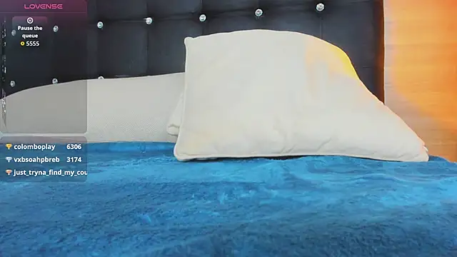 vicky_squirtz - Vicky_squirtz's free webcam - UK Sex Cams