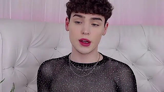 robbycharming (M young) - open legs:ass: