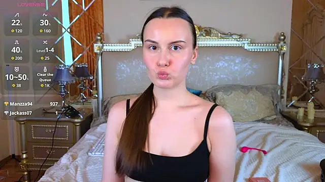 kelly_cartier - Kelly_Cartier's free webcam