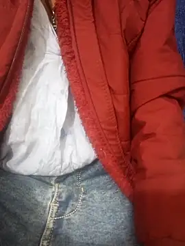 Webcam Model (tanjua78)  is live.Free join now!