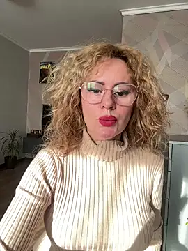 Tania201243 – webcam model profile photo