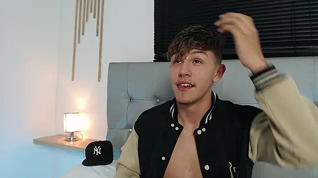 johnny_blake_ (M twink) - CUM