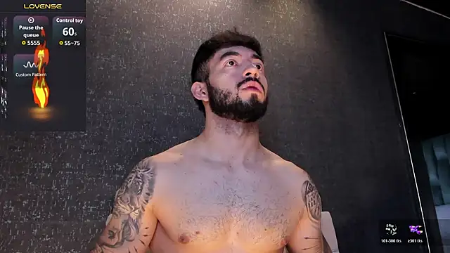 markwalker__ (M young) - 🔥Naked, Hard cock & Blow clouds🔥