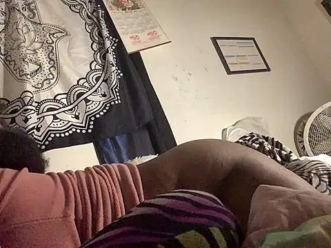 Webcam Model (Sexy_ebony_BunNey) is live