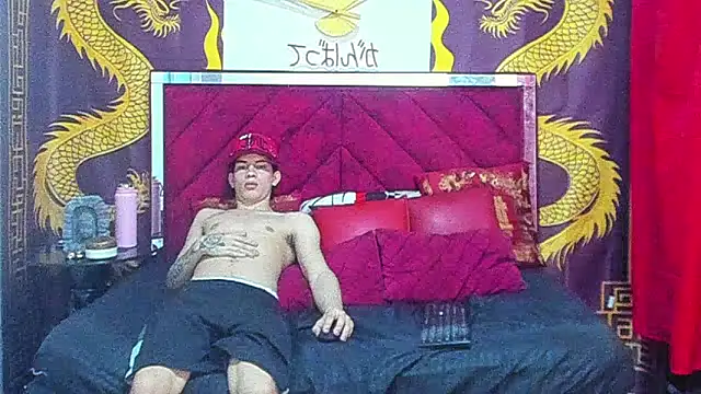 pride_couple - Pride_couple's free webcam - UK Sex Cams