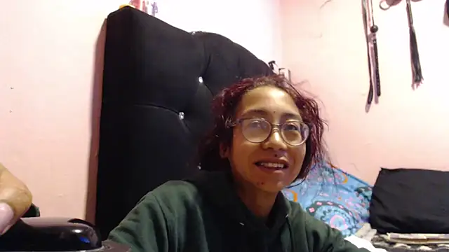 Violet_And_Smith webcam