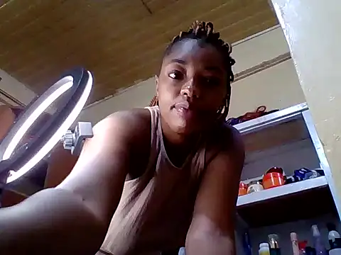 Zara_Twilight webcam