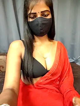 Webcam Model (Misss-julli)  is live.Free join now!