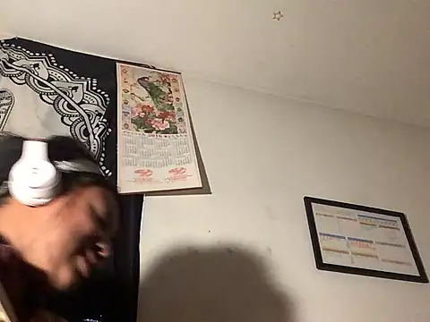 Webcam Model (Sexy_ebony_BunNey)  is live.Free join now!