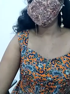 Webcam Model (Sumathi_1176)  is live.Free join now!