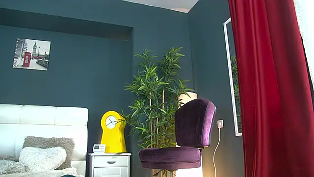 nikkystyle - NikkyStyle's free webcam - UK Sex Cams