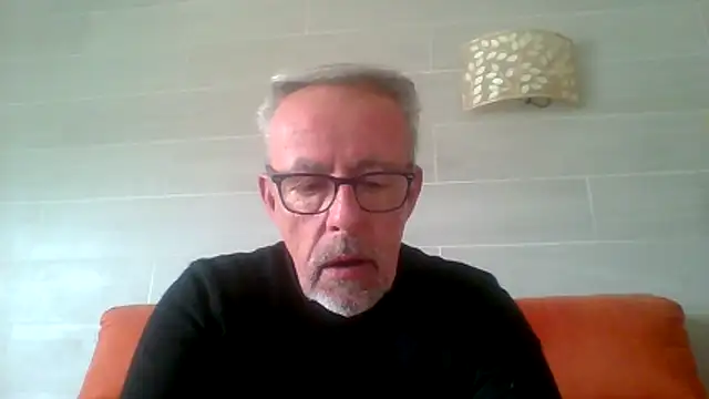 tuggy59 - Tuggy59's free webcam - UK Sex Cams