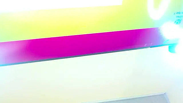 jessicarabbit04 - JessicaRabbit04's free webcam - UK Sex Cams