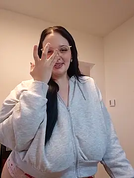 jujuicy- (F young) - Dildo blowjob with Boobs 🍒 + 2 videos