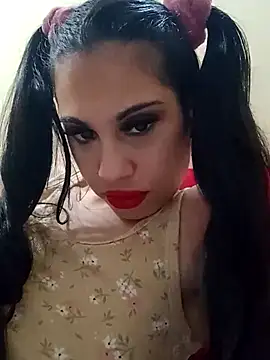 Webcam Model (molymeneses) is live