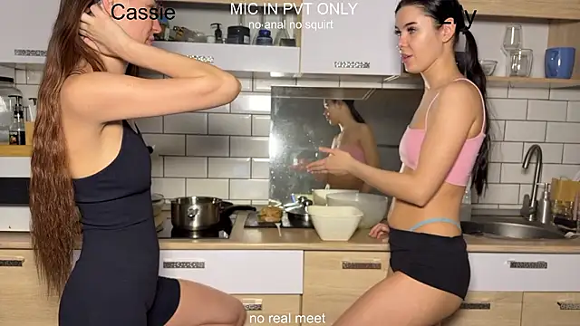 girls_secrets - Girls_secrets's free webcam - UK Sex Cams