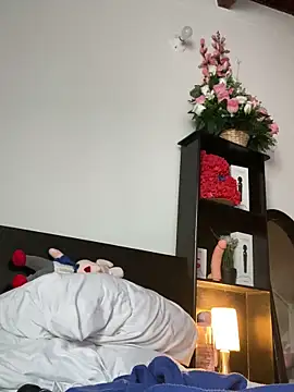 Webcam Model (Sharongirl07)  is live.Free join now!