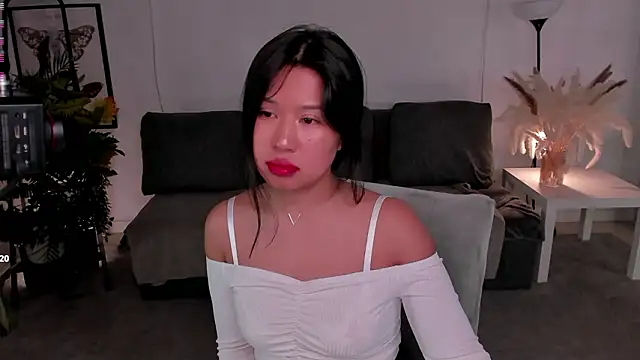 erika_kim - Erika_Kim's free webcam