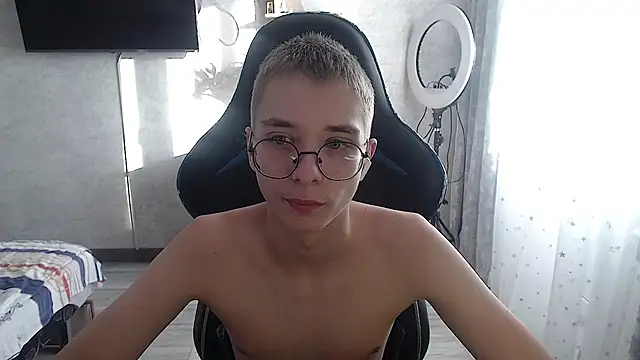 glasses_cat (M twink) - Cum show