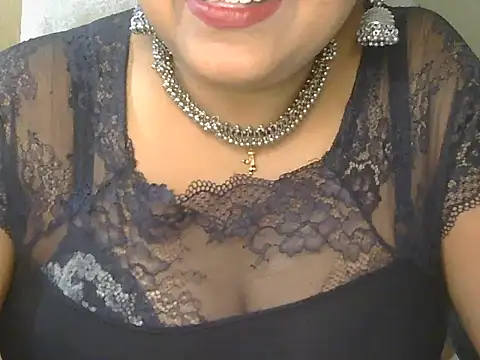 cute_ruhi99 (F milf) - creamy boobies
