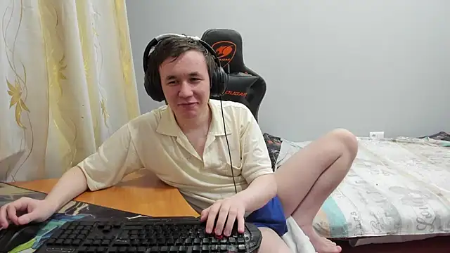 iliaskrislove - Iliaskrislove's free webcam - UK Sex Cams