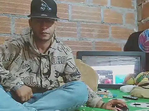 alphamaster_92 (M young) - naked and cock hard  🍆🔥😈