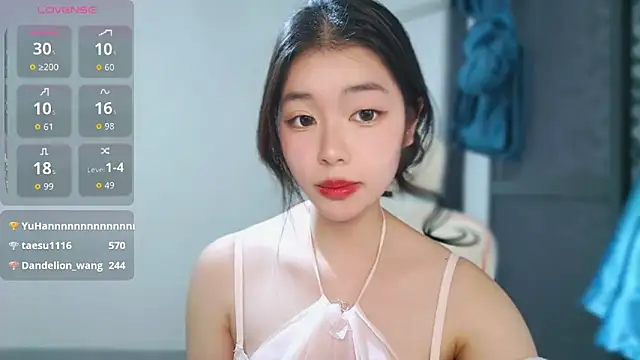 -xiaoyu-777 - -XiaoYu-777's free webcam