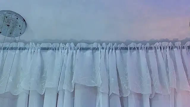 dahianamoss - DahianaMoss's free webcam - UK Sex Cams