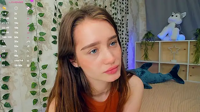 lovelyalivia - Lovelyalivia's free webcam - UK Sex Cams