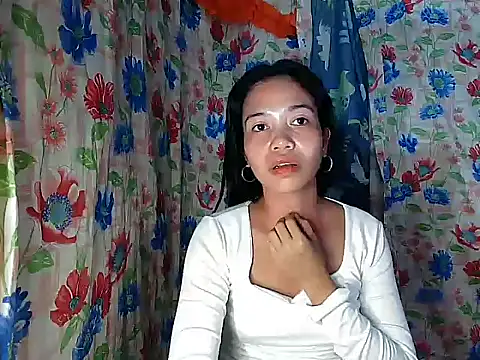 pinayskinnygirl - PinaySkinnyGirl's free webcam - UK Sex Cams