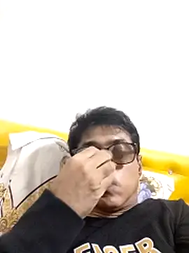 iamkahn_44 - Iamkahn_44's free webcam - UK Sex Cams