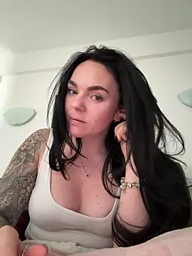 Webcam Model (YorkshireGirly)  is live.Free join now!