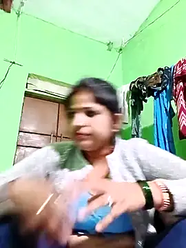 Webcam Model (Karishma_cute)  is live.Free join now!