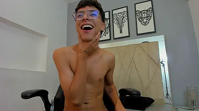 adams_bobby (M twink) - CUM SHOW🍆💦🥵